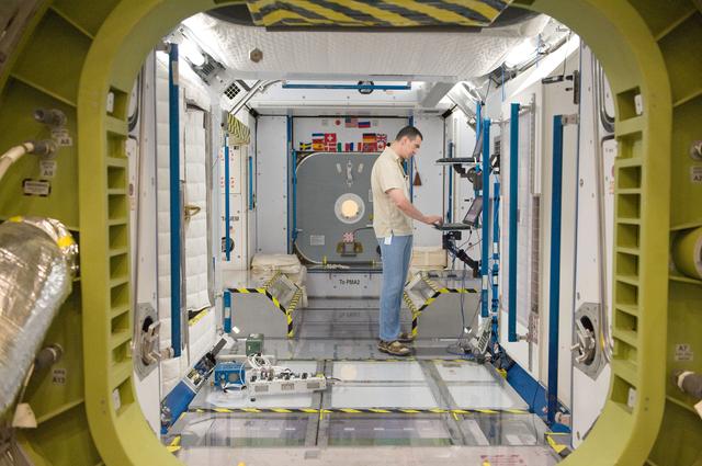 NASA image: Expedition 29 crew members Dan Burbank, Anton Shkaplerov and Anatoly Ivanishin