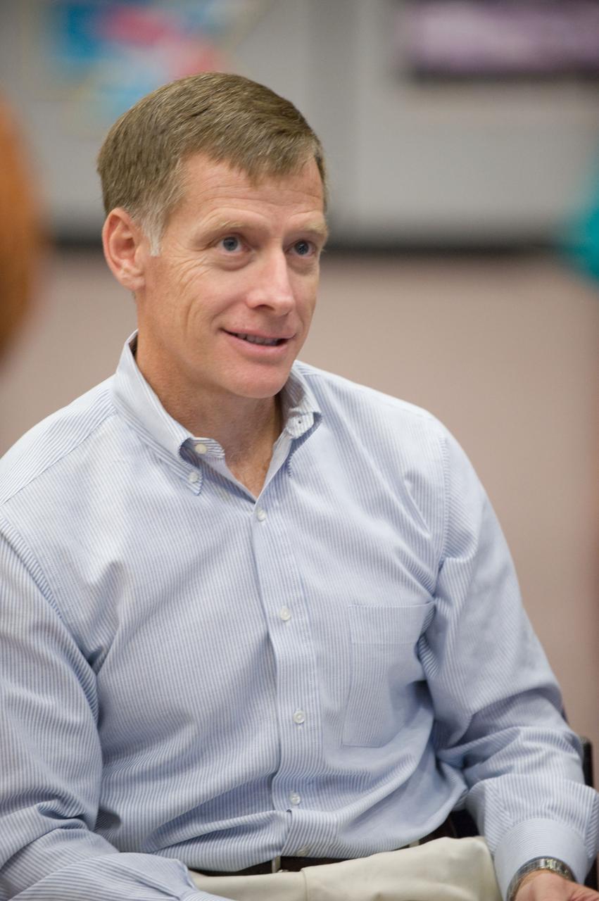 JSC2010-E-195519 (3 Dec. 2010) --- NASA astronaut Chris Ferguson, STS-135 commander, is pictured during an emergency egress training session in the Space Vehicle Mock-up Facility at NASA's Johnson Space Center. STS-135 is planned to be the final mission of the space shuttle program. Photo credit: NASA or National Aeronautics and Space Administration