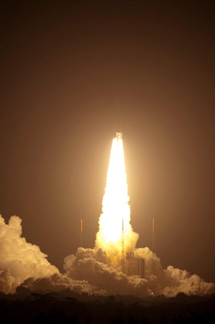 NASA image: ARIANE 5 V200 ATV-2
