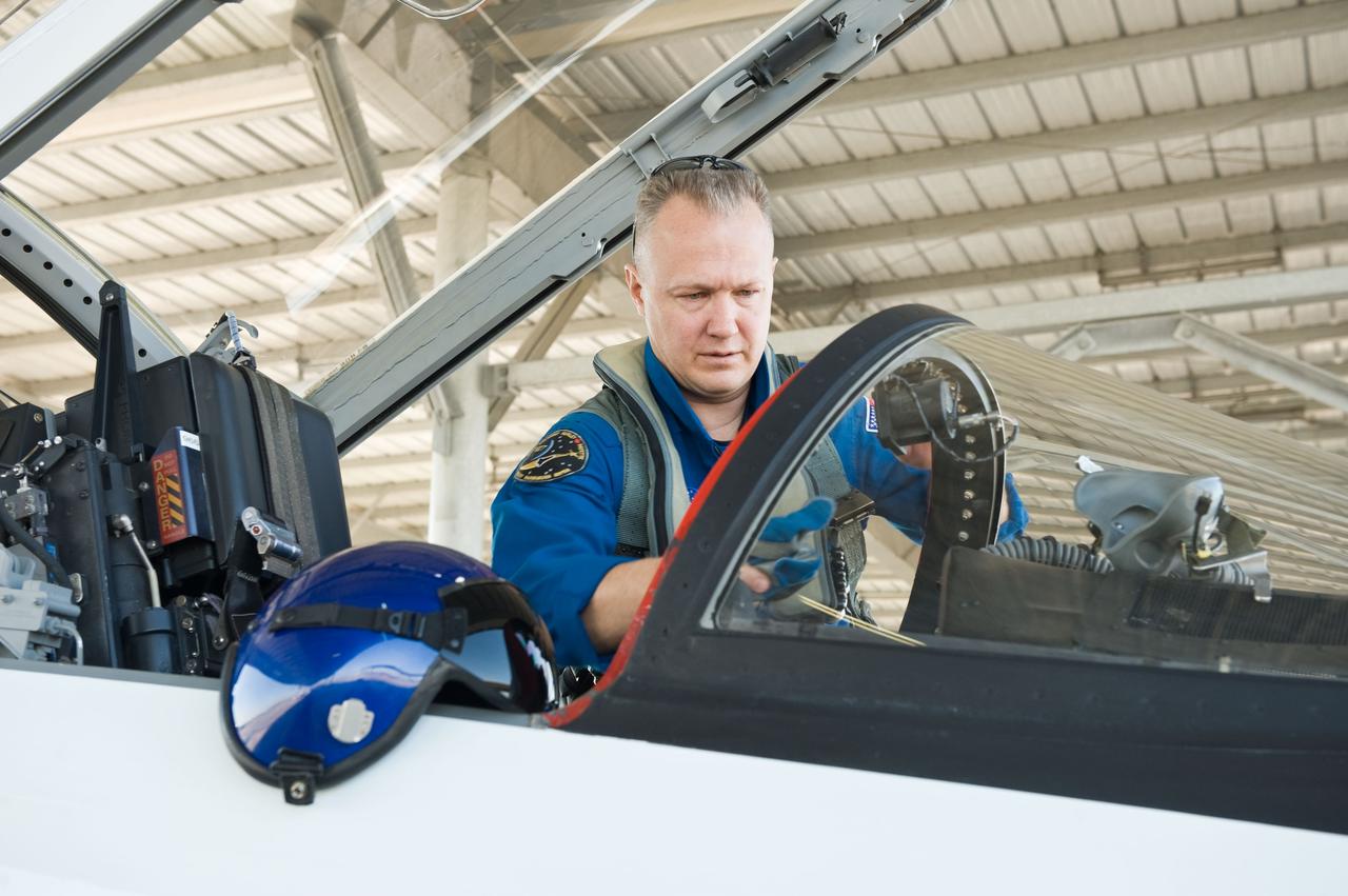 JSC2011-E-024195 (1 March 2011) --- NASA astronaut Doug Hurley, STS-135 pilot, prepares for a flight in a NASA T-38 trainer jet at Ellington Field near NASA's Johnson Space Center. Photo credit: NASA or National Aeronautics and Space Administration