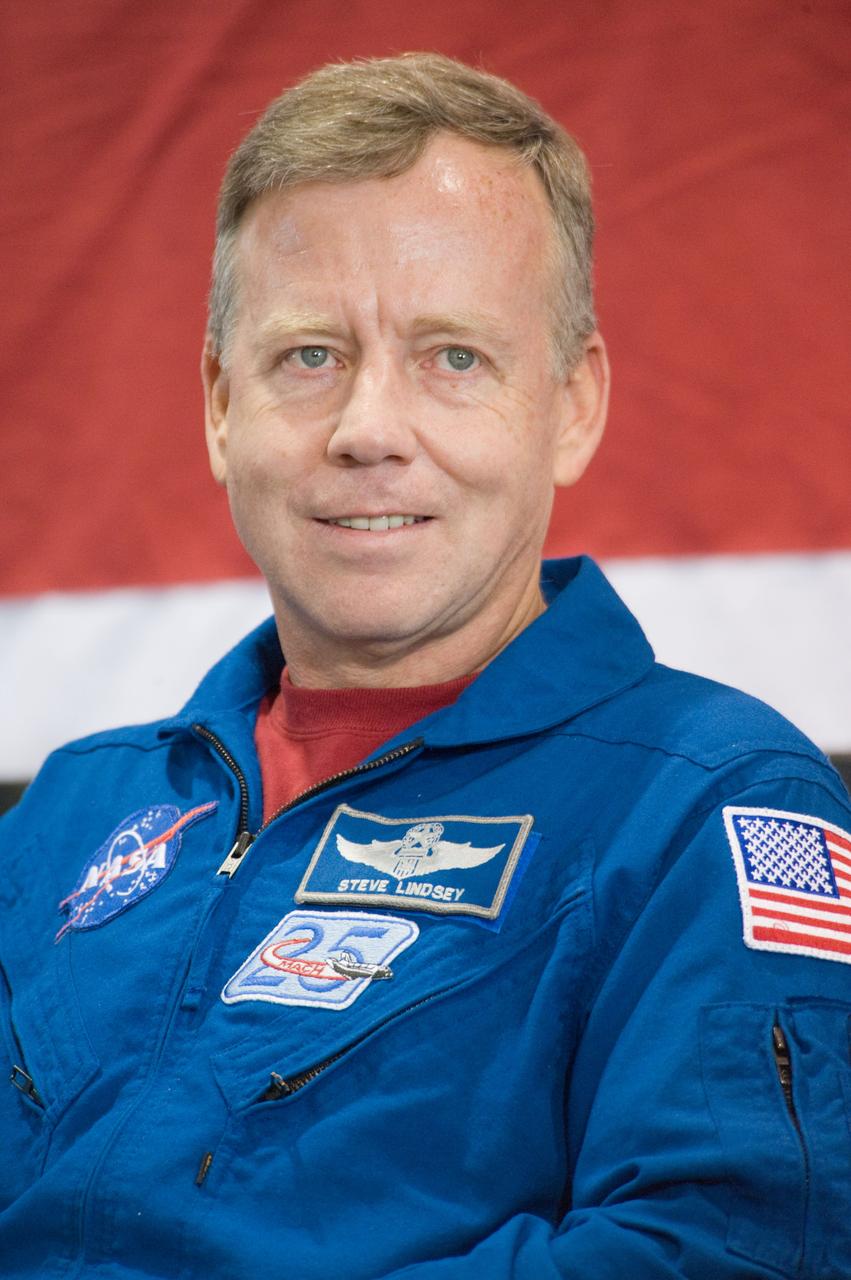 STS-133 crew return ceremony to Ellington Field.  Photo Date: March 10, 2011.  Location: Ellington Field - Hangar 276.  Photographer: Robert Markowitz.