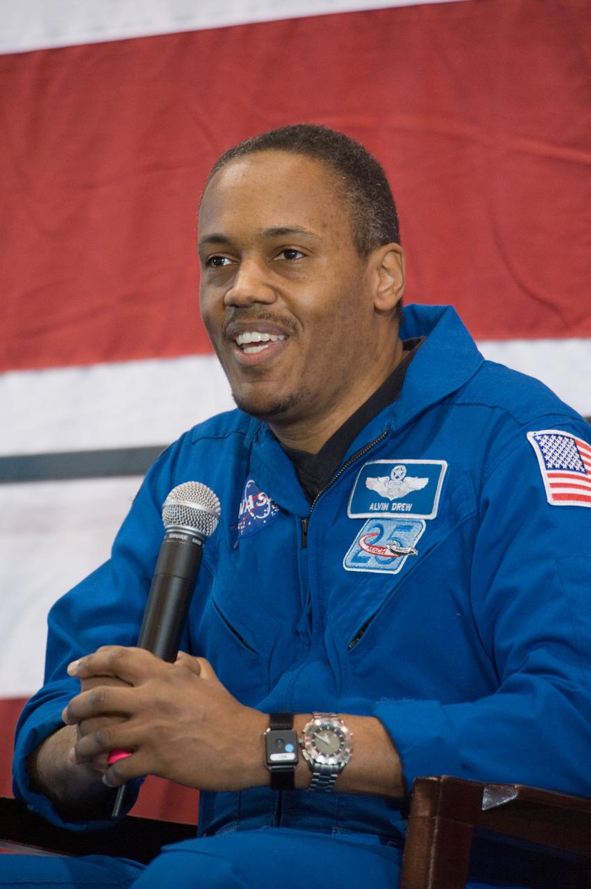 STS-133 crew return ceremony to Ellington Field.  Photo Date: March 10, 2011.  Location: Ellington Field - Hangar 276.  Photographer: Robert Markowitz.