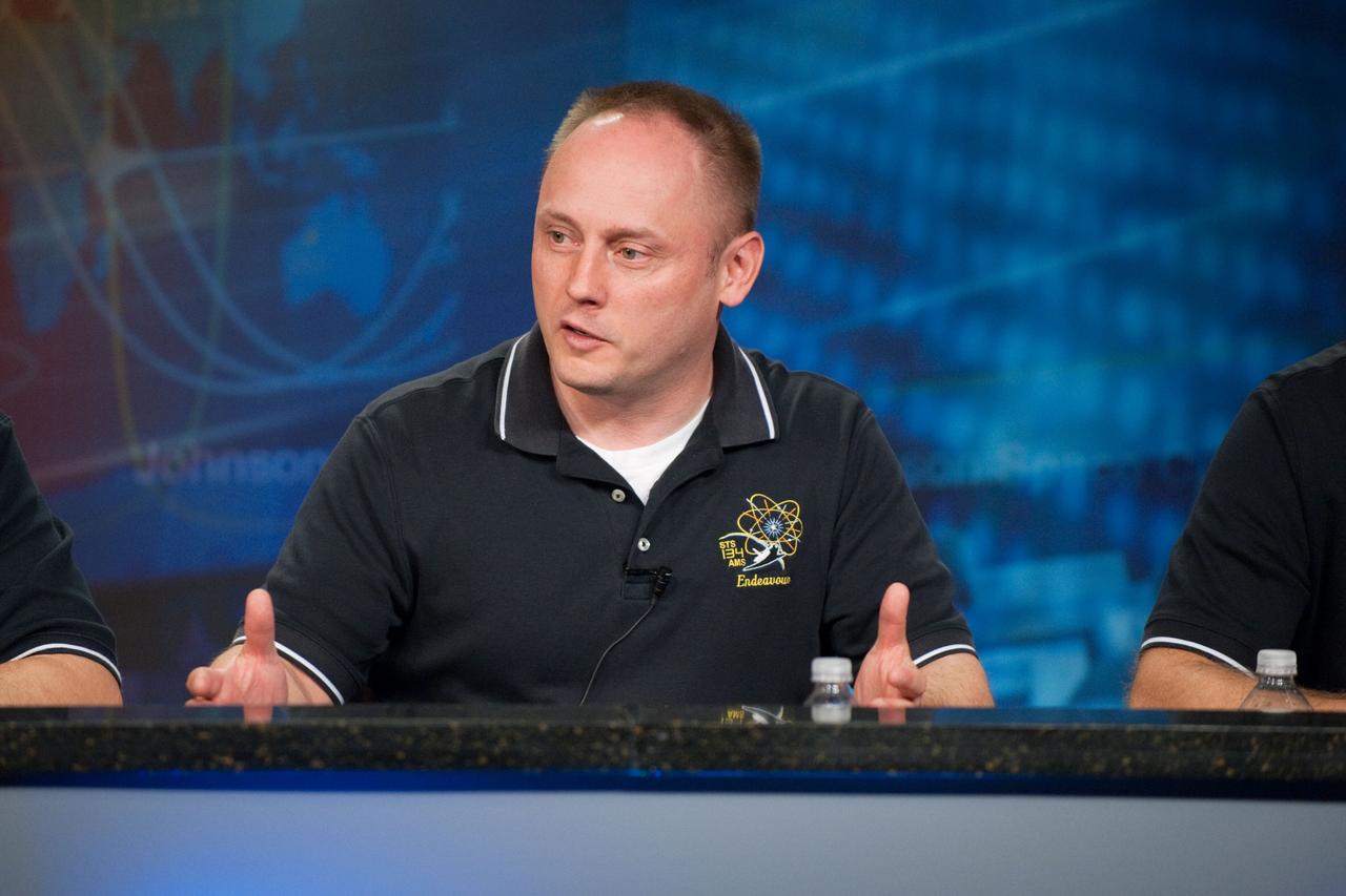 DATE: 3-24-11 LOCATION: Bldg. 2N, Press Conf. Room SUBJECT: STS-134 Press Conference PHOTOGRAPHER: Lauren Harnett