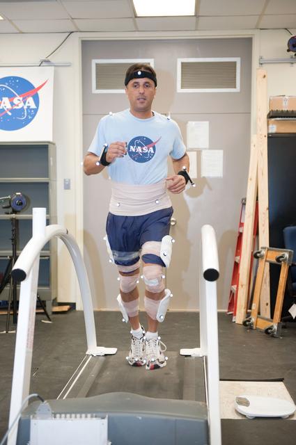 NASA image: Expedition 32 Preflight Training with Joe Acaba 