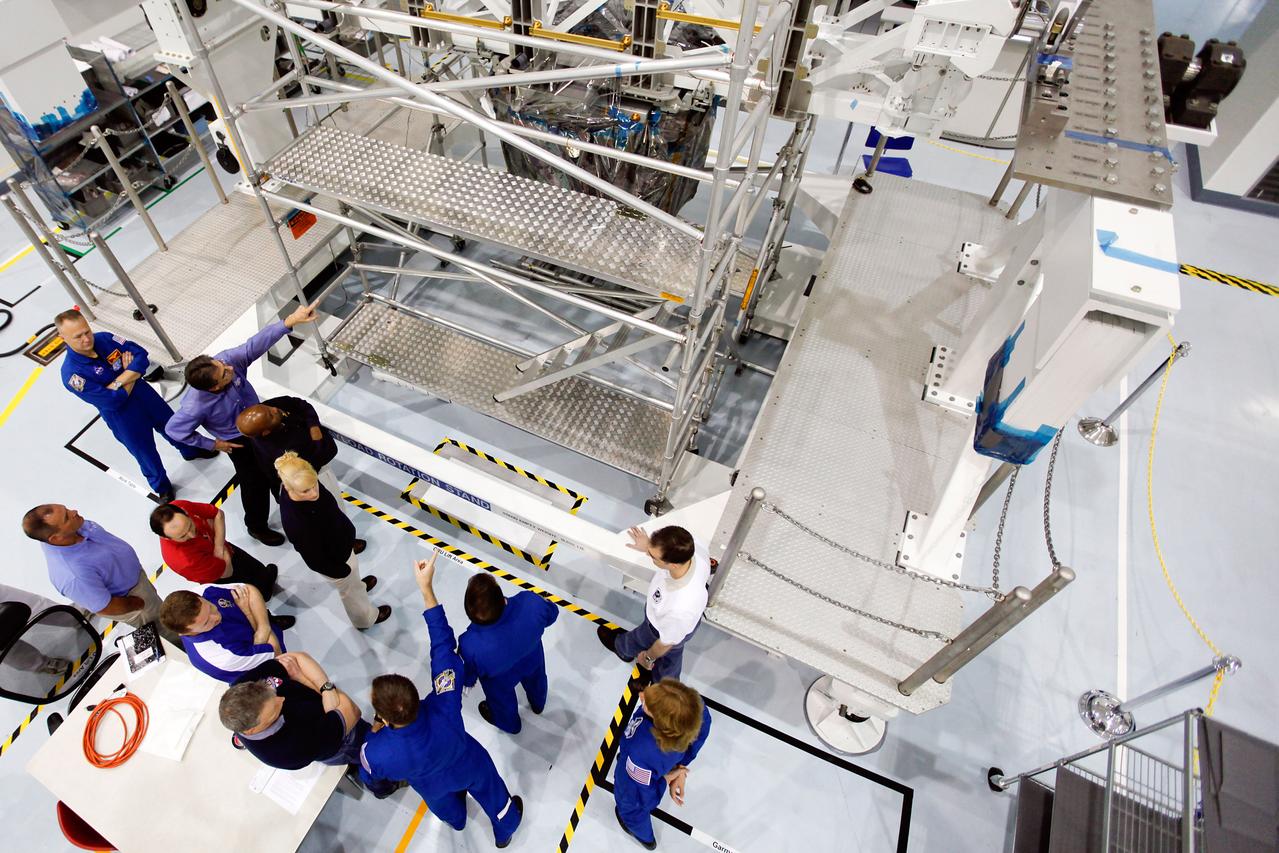 JSC2011-E-040337 (7 April 2011) --- The STS-135 crew members participate in the Crew Equipment Interface Test (CEIT) in the Space Station Processing Facility at NASA?s Kennedy Space Center, Florida on April 7, 2011.  Photo credit: NASA Photo/Houston Chronicle, Smiley N. Pool