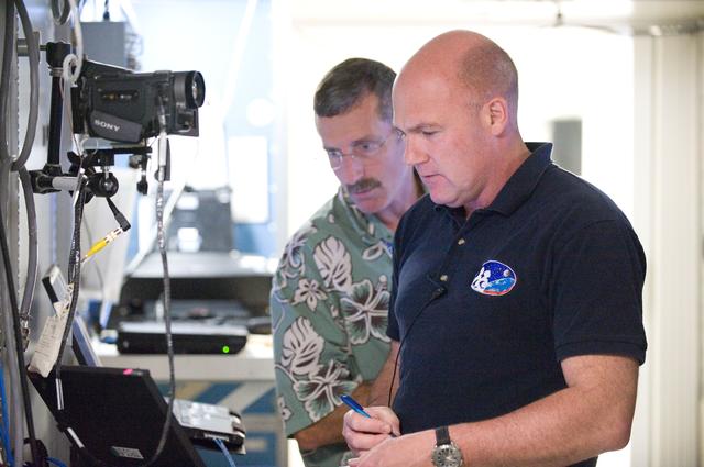 NASA image: Expedition 29/30 crew training during Electrical Power System Major Case training 