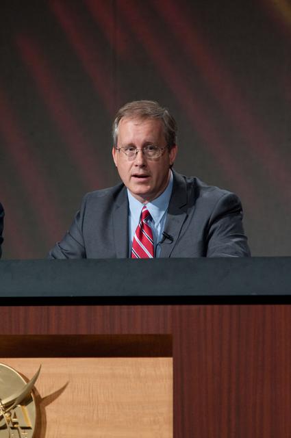 NASA image: STS-135 Press Briefings