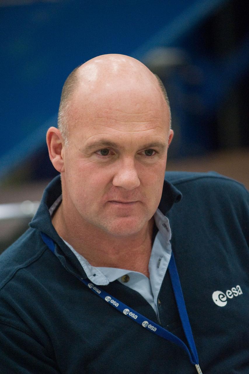 PHOTO DATE: 06-23-11 LOCATION:  Bldg 9nw, ISS Mockups SUBJECT: Expedition 29 crew members, Dan Burbank, Don Pettit and Andre Kuiper during ISS EVA Tool Configuration with instructor Sandra Moore WORK ORDER:  2011-1764 PHOTOGRAPHER:  James Blair 