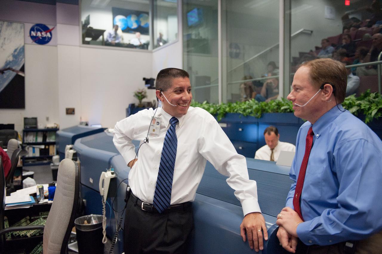 PHOTO DATE: 21 July 2011 LOCATION: Bldg. 30south, WFCR SUBJECT: STS-135 Entry flight control team in WFCR during the landing of space shuttle Atlantis. PHOTOGRAPHER: Robert Markowitz
