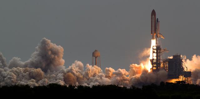 STS_135_Launch