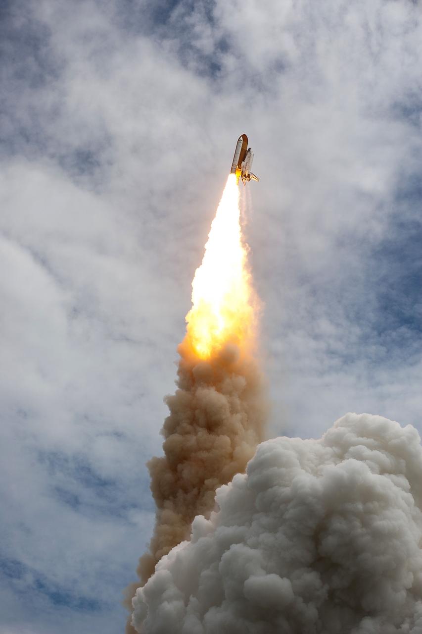 JSC2011-E-067612 (8 July 2011) --- The space shuttle Atlantis launches for the STS-135 mission to the International Space Station in the final mission of the Space Shuttle Program at NASA?s Kennedy Space Center in Florida. Liftoff was at 11:29 a.m. (EDT) on July 8, 2011. Onboard are NASA astronauts Chris Ferguson, STS-135 commander; Doug Hurley, pilot; Sandy Magnus and Rex Walheim, both mission specialists. Photo credit: NASA Photo/Houston Chronicle, Smiley N. Pool