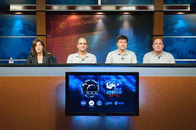 NASA image: Soyuz 29 Crew News Conference at JSC