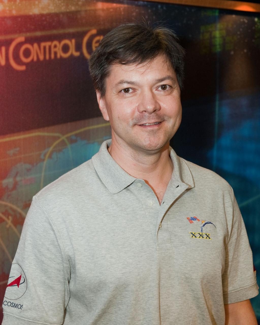 DATE: 9-20-11 LOCATION: Bldg. 2N, Press Conf. Room SUBJECT: Soyuz 29 Crew News Conference at JSC (Don Pettit, Andre Kuipers (ESA), Oleg Kononenko (RSA) ) PHOTOGRAPHER: Lauren Harnett