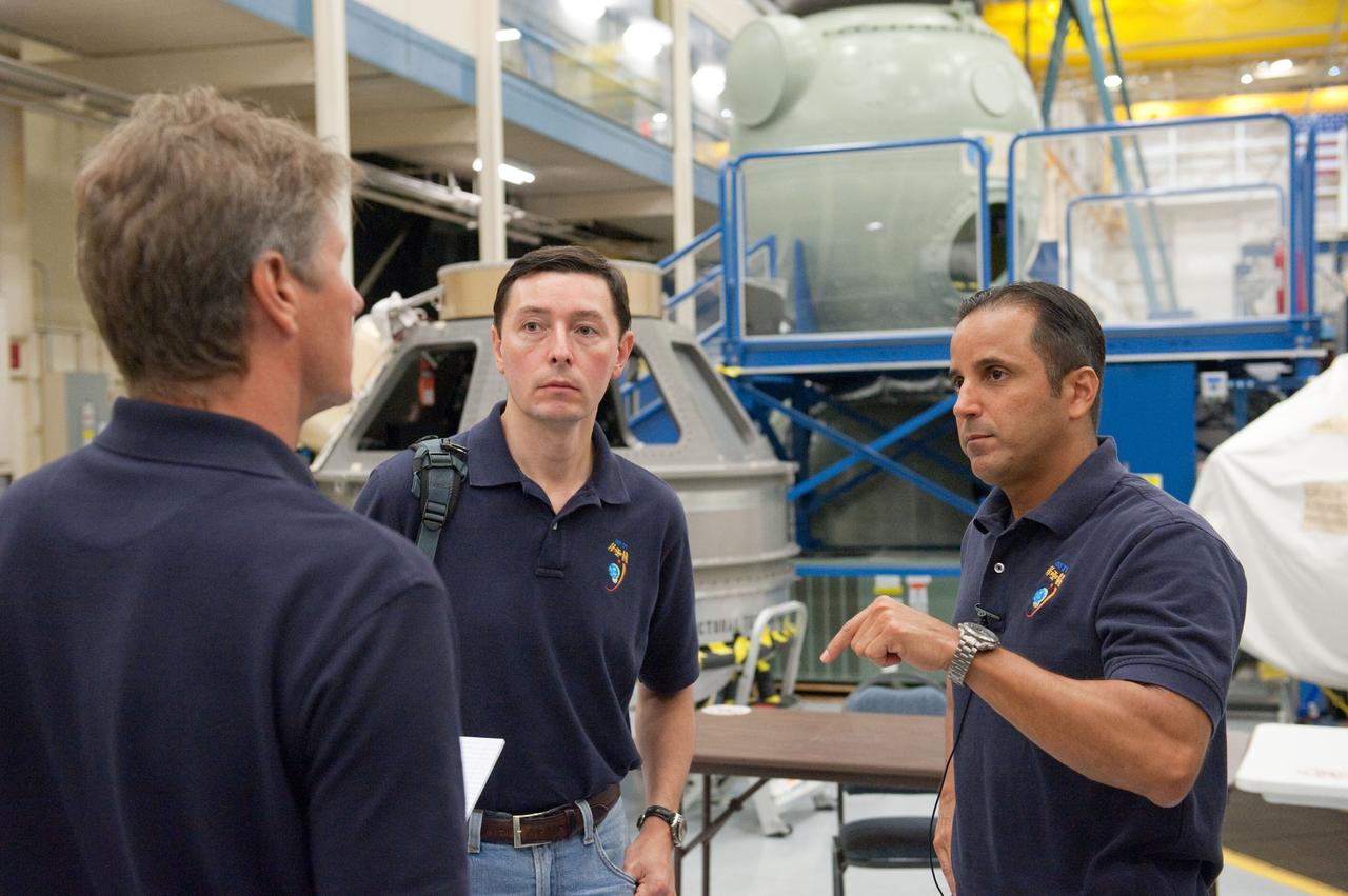 DATE: 10-17-11 LOCATION: Building 9 - ISS Trainers SUBJECT: Expedition 31/32 crew—Padalka, Revin and Acaba—during some of their Emergency Scenarios training. PHOTOGRAPHER: Lauren Harnett