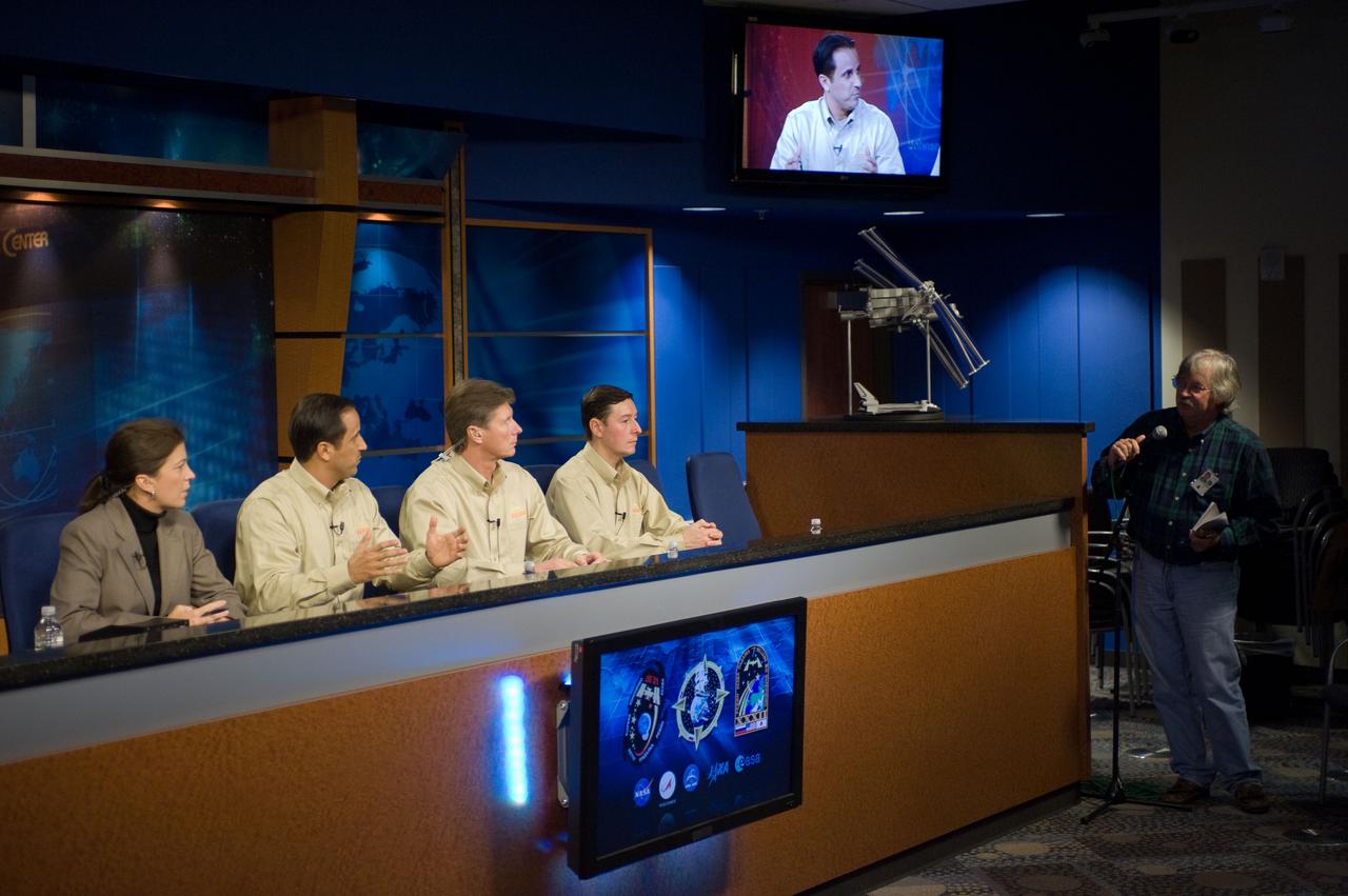 Soyuz 30/31 Crew Press Conference (Joe Acaba, Gennady Padalka (RSA), Sergei Revin (RSA).  Photo Date: January 11, 2012.  Location: Building 2N, Press Conference Room.  Photographer: Robert Markowitz