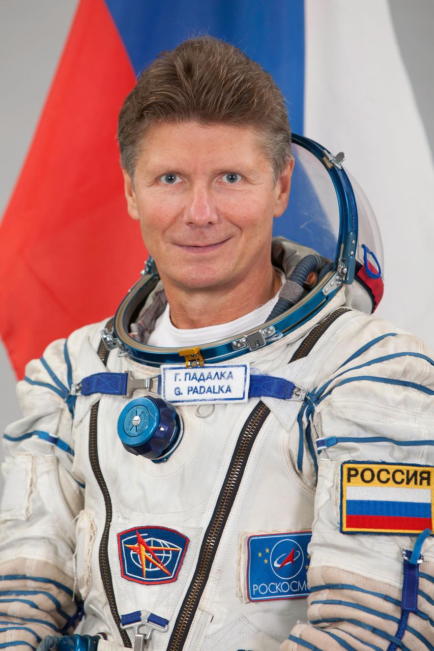 JSC2012-E-042061 (23 March 2012) --- Russian cosmonaut Gennady Padalka, Expedition 31 flight engineer and Expedition 32 commander, attired in a Russian Sokol launch and entry suit, takes a break from training in Star City, Russia to pose for a portrait. Photo credit: Gagarin Cosmonaut Training Center
