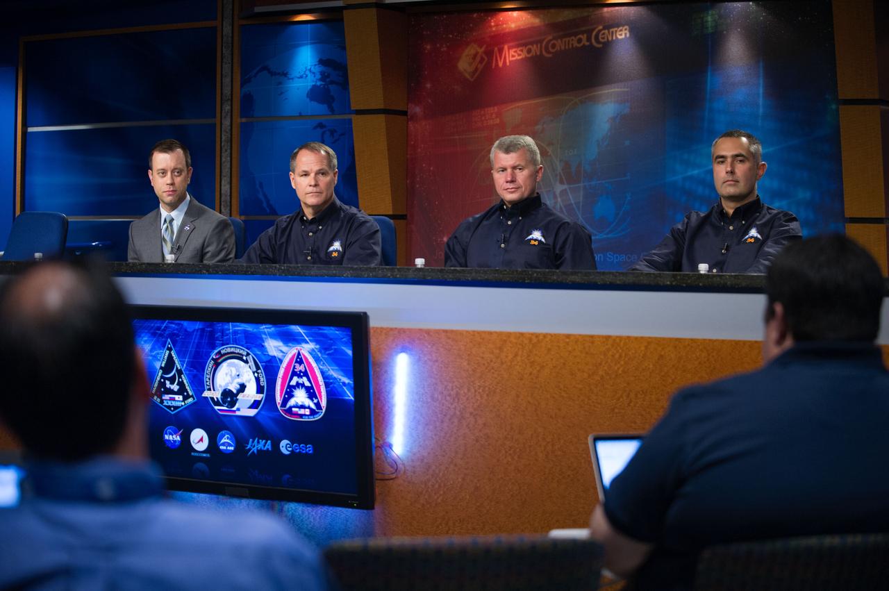 Date: 07-26-12 Location: Bldg 2, Press Conf. Room Subject: Expedition 34 press conference with crew members Novitskiy, Tarelkin and Kevin Ford Photographer: James Blair