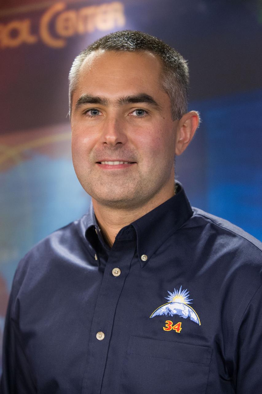 Date: 07-26-12 Location: Bldg 2, Press Conf. Room Subject: Expedition 34 press conference with crew members Novitskiy, Tarelkin and Kevin Ford Photographer: James Blair