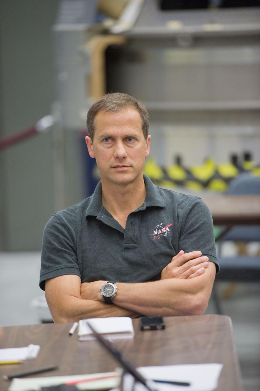 Emergency Scenarios training for the joint Soyuz 33 and Soyuz 34 crew training (Expedition 35).  Photo Date: August 2, 2012.  Location: Bldg. 9NW - ISS Mockups.  Photographer: Robert Markowitz