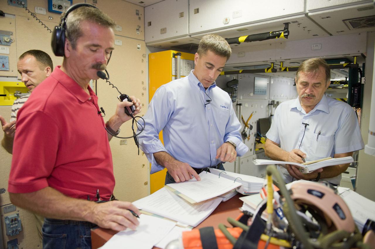 Emergency Scenarios training for the joint Soyuz 33 and Soyuz 34 crew training (Expedition 35).  Photo Date: August 2, 2012.  Location: Bldg. 9NW - ISS Mockups.  Photographer: Robert Markowitz