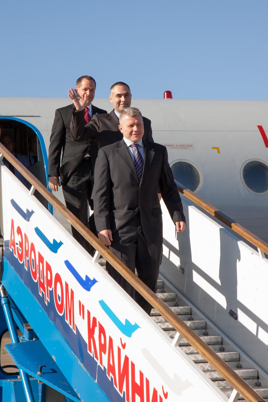 The Expedition 33/34 crew arrives at the Baikonur Cosmodrome in Kazakhstan October 9, 2012 after a flight from their training base in Star City, Russia for final training leading to their launch October 23 to the International Space Station in their Soyuz TMA-06M spacecraft. From top to bottom are NASA Flight Engineer Kevin Ford, Flight Engineer Evgeny Tarelkin and Soyuz Commander Oleg Novitskiy. The trio will spend five months on the orbital laboratory, returning to Earth in March 2013. NASA/Victor Zelentsov