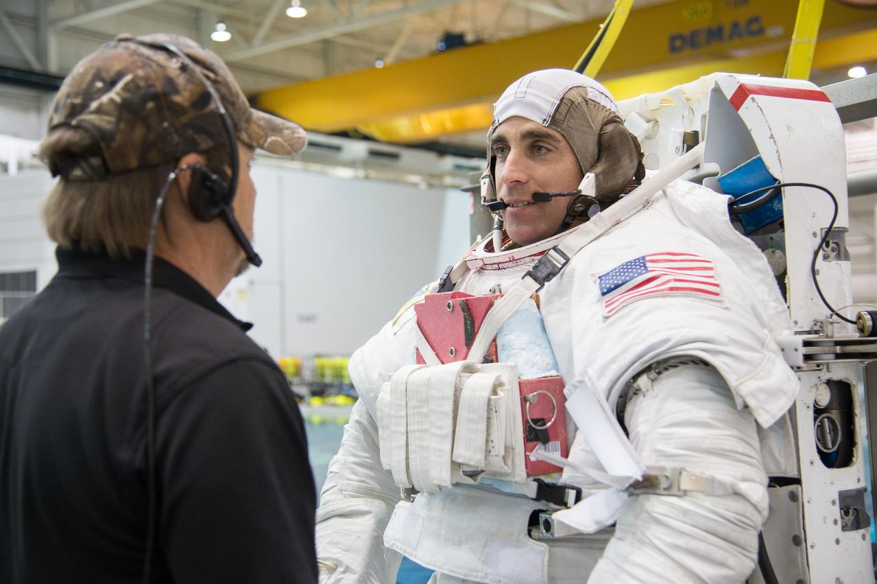 Expedition 35/36 crew member Chris Cassidy during INC-35/CB ISS EVA MAINT 91027 along with non-assigned astronaut Serena Aunon.  Photo Date: November 16, 2012.  Location: NBL - Pool Topside.  Photographer: Robert Markowitz
