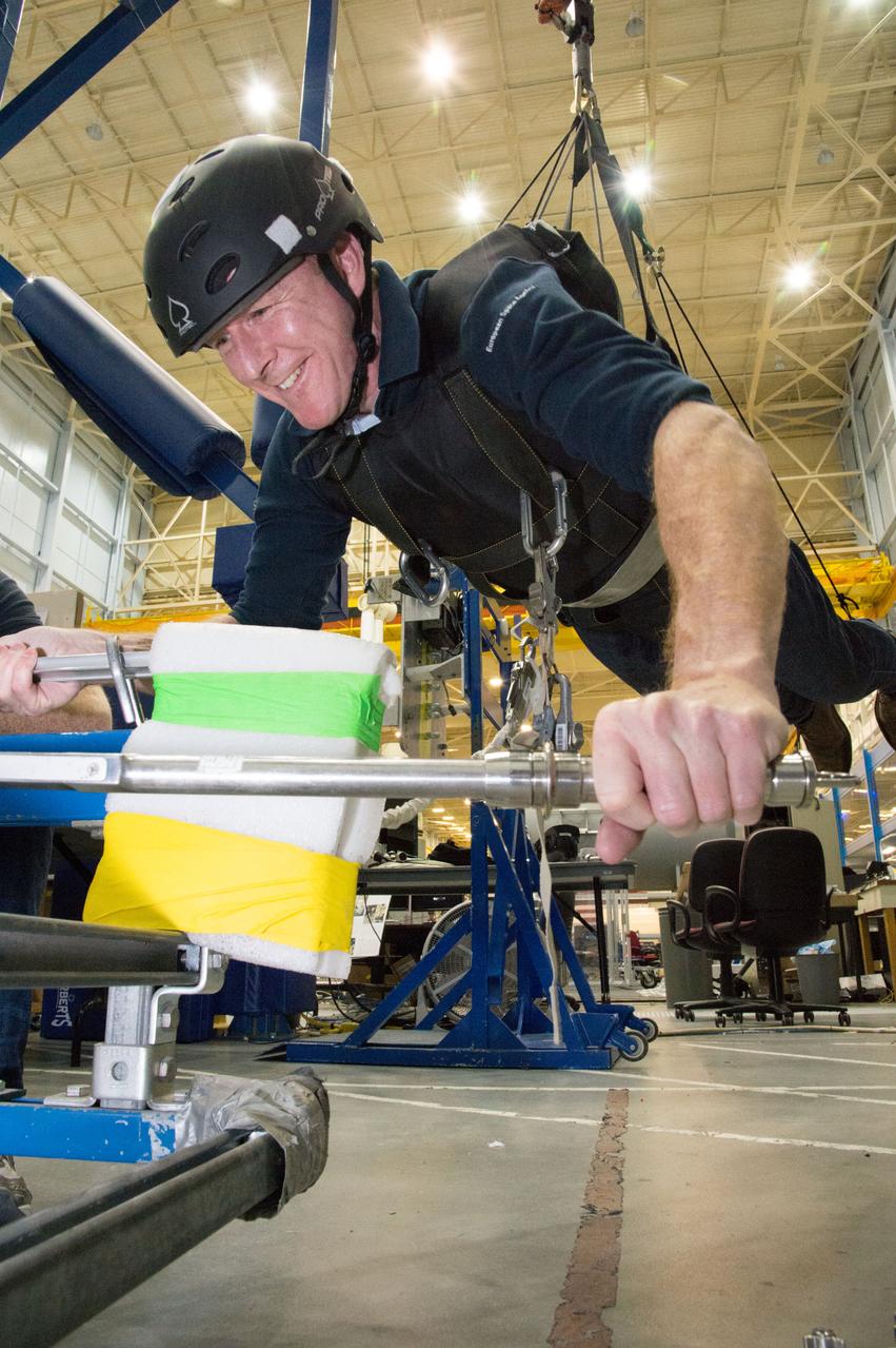 PHOTO DATE: 11/28/12  LOCATION:   B9 ARGOS/POGO LAB SUBJECT:  ESA astronaut (UK) Timothy Peake during ISS EVA PGT/ARGOS training.  PHOTOGRAPHER:Geeseman