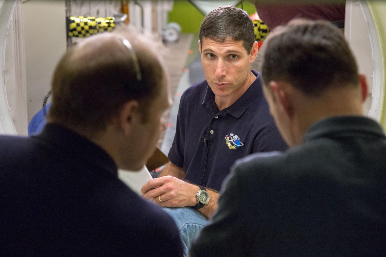 DATE: 1-24-13 LOCATION: Bldg. 9NW - ISS Mockups  SUBJECT: Expedition 38 crew members, Kotov, Ryazansky and Mike Hopkins during Emergency Scenarios Training in the ISS mockups.  PHOTOGRAPHER: Lauren Harnett