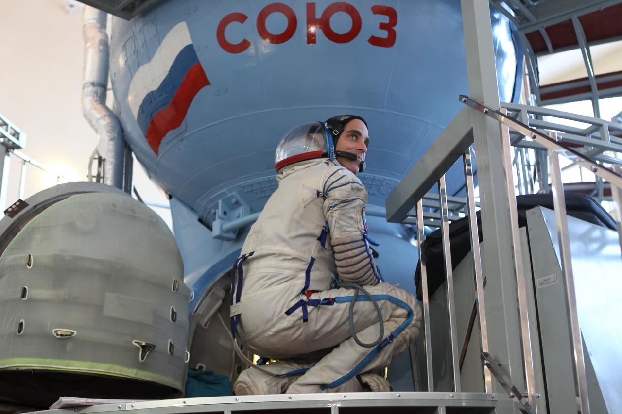 At the Gagarin Cosmonaut Training Center in Star City, Russia, Expedition 35-36 Flight Engineer Chris Cassidy prepares to enter a Soyuz spacecraft mockup March 5 for the start of qualification simulation runs. Cassidy, Soyuz Commander Pavel Vinogradov and Flight Engineer Alexander Misurkin are training for launch March 29, Kazakh time, to the International Space Station in their Soyuz TMA-08M spacecraft from the Baikonur Cosmodrome in Kazakhstan. NASA / Stephanie Stoll
