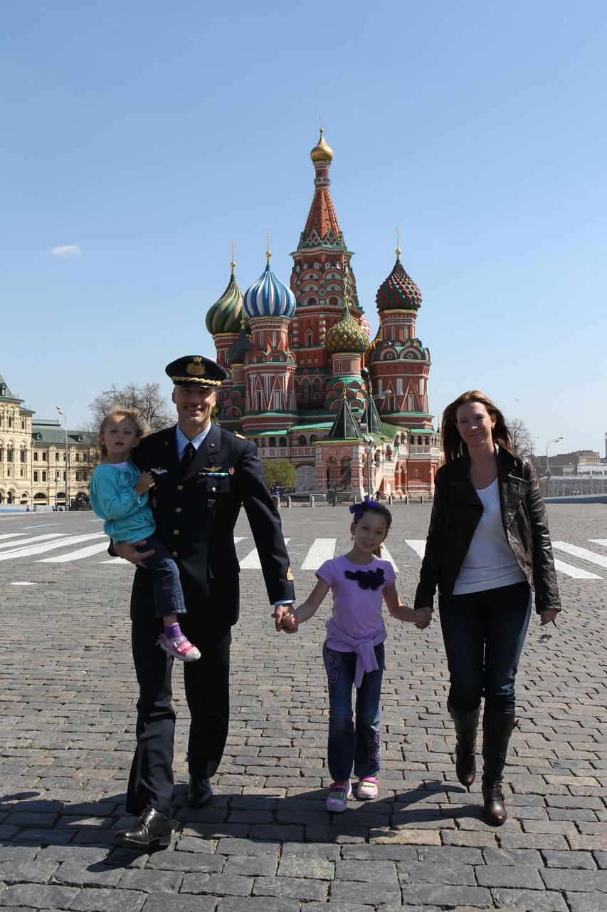 Expedition 36/37 Flight Engineer Luca Parmitano of the European Space Agency takes a stroll through Red Square in Moscow in front of St. Basil’s Cathedral May 8 with his wife, Kathy Dillow, and their daughters. Parmitano, Soyuz Commander Fyodor Yurchikhin and Flight Engineer Karen Nyberg of NASA are preparing for their launch May 29, Kazakh time, in their Soyuz TMA-09M spacecraft from the Baikonur Cosmodrome in Kazakhstan for a six-month mission on the International Space Station. NASA/Stephanie Stoll