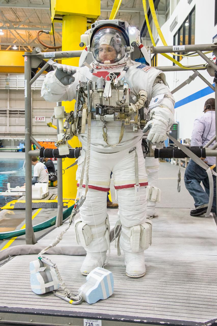 DATE: 5-21-13 LOCATION: NBL - Pool Topside SUBJECT:  Mike Hopkins during INCR-37 ISS EVA Maintenance 95027 run with astronaut Kathleen Rubins. PHOTOGRAPHER: Lauren Harnett