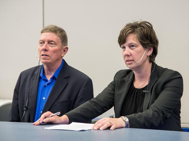 Flight controllers on console in FCR-1 during the launch of Expedition 36/37