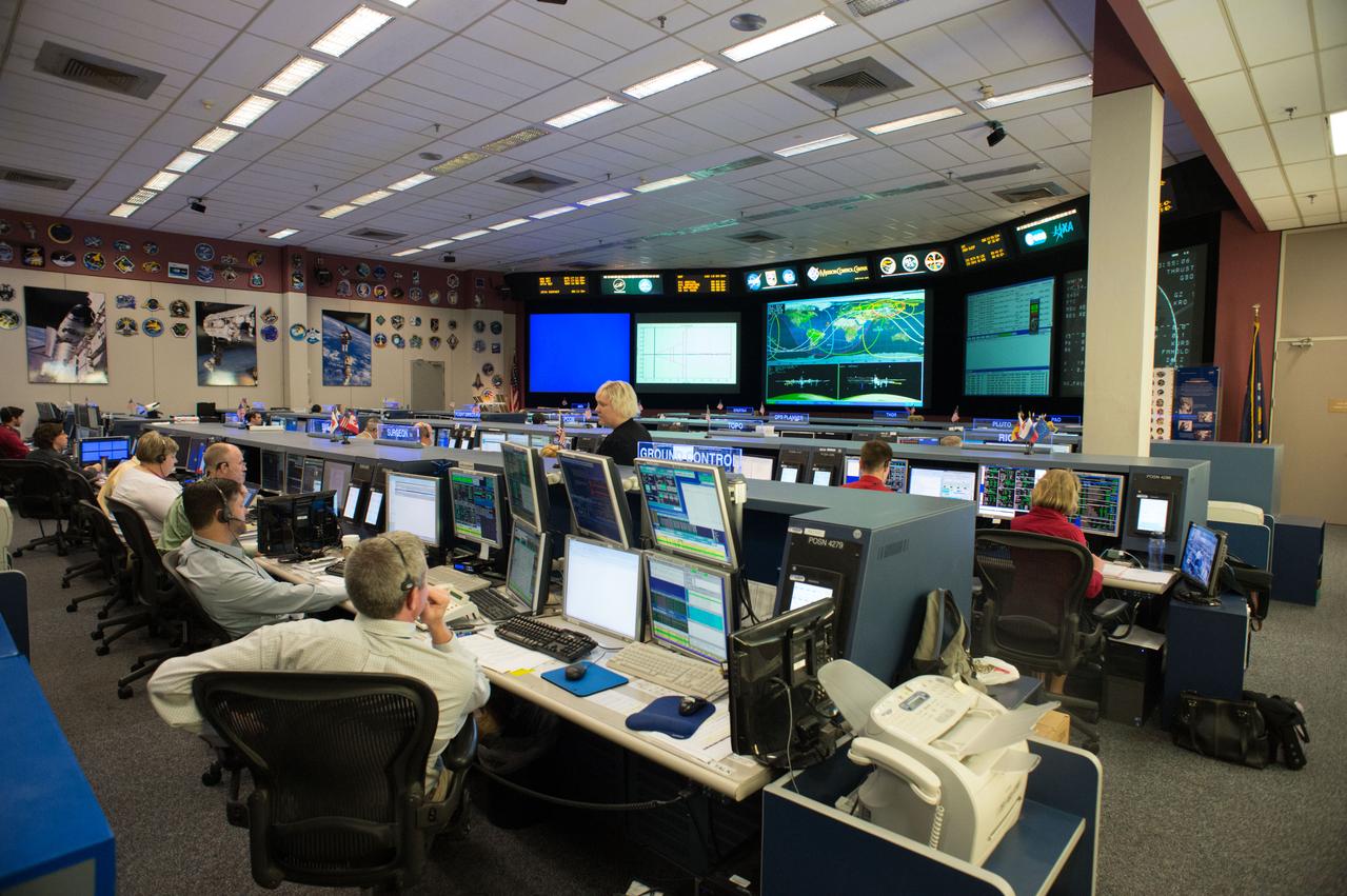 PHOTO DATE:  06-15-13 LOCATION: B 30 - FCR 1   SUBJECT: ATV - 4 DOCKING DURING EXP 36 PHOTOGRAPHER: BILL STAFFORD