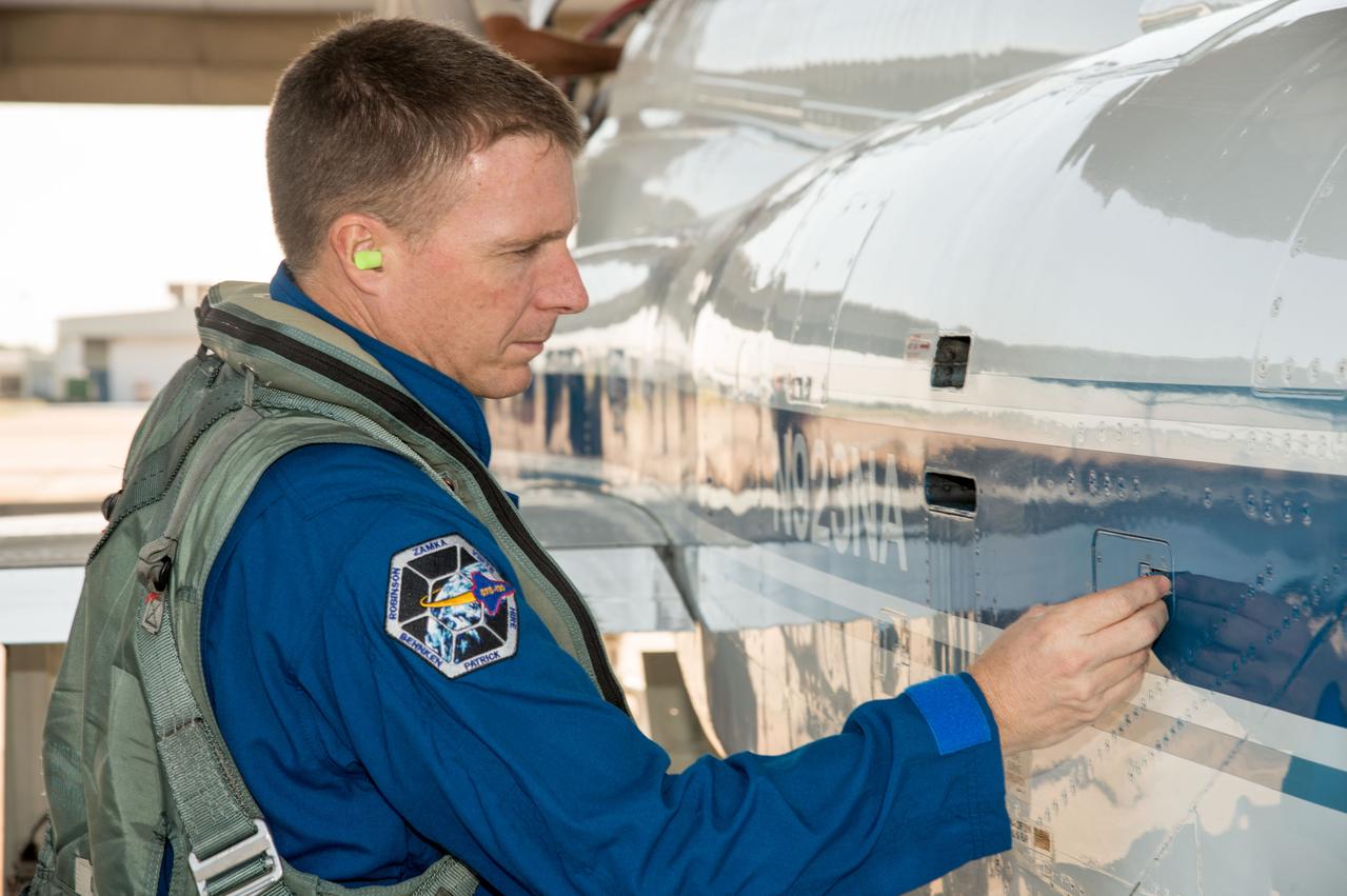 Expedition 43 Commander (Soyuz 41) astronaut Terry Virts during his T-38 Ops flight at Ellington Field. Photo Date: October 22, 2013. Location: Ellington Field - Hangar 276. Photographer: Robert Markowitz