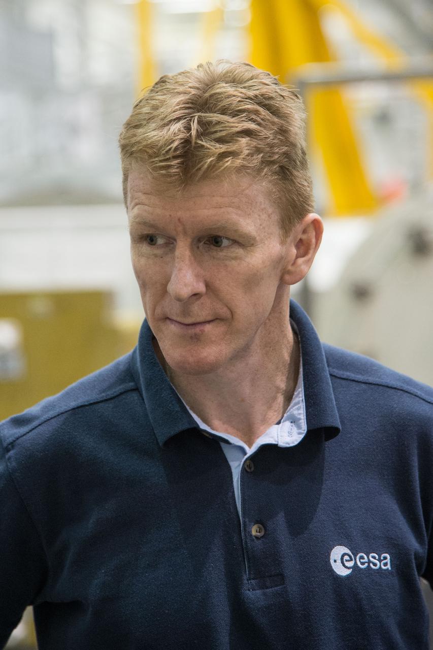 Date: 12/09/13 Location: NBL - High Bay (MU-S) Subject: Soyuz 45 crew members, Tim Kopra and ESA astronaut Tim Peake during ISS EVA Maintenance 1 - 1G training Photographer: James Blair