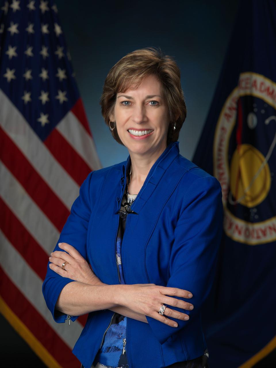 jsc2014e037863 (April 14, 2014) --- Official portrait of Johnson Space Center Director and former astronaut Ellen Ochoa who is retiring May 25, 2018, after 30 years at the agency. Ochoa has flown to space four times including twice to the International Space Station in May 1999 and again in April 2002.