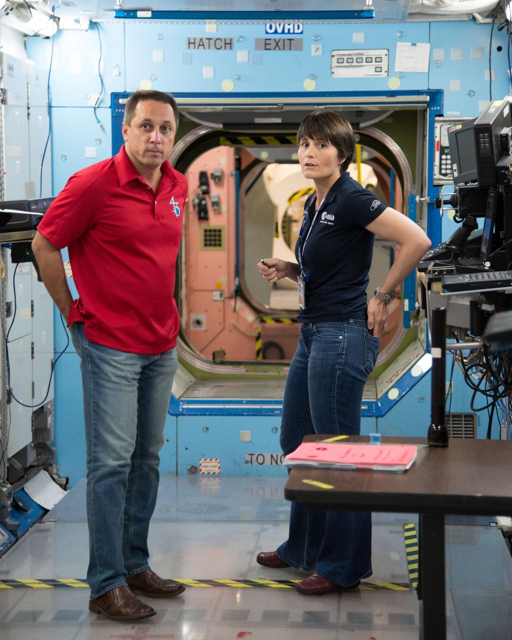 Expedition 43 Emergency Scenarios training in ISS mockups with Soyuz 41(Anton Shkaplerov, Samantha Cristoforetti, Terry Virts) and Soyuz 42 (Gennady Padalka, Mikhail Kornienko, Scott Kelly).  Photo Date: July 10, 2014.  Location: Building 9NW - ISS Mockups.  Photographer: Robert Markowitz