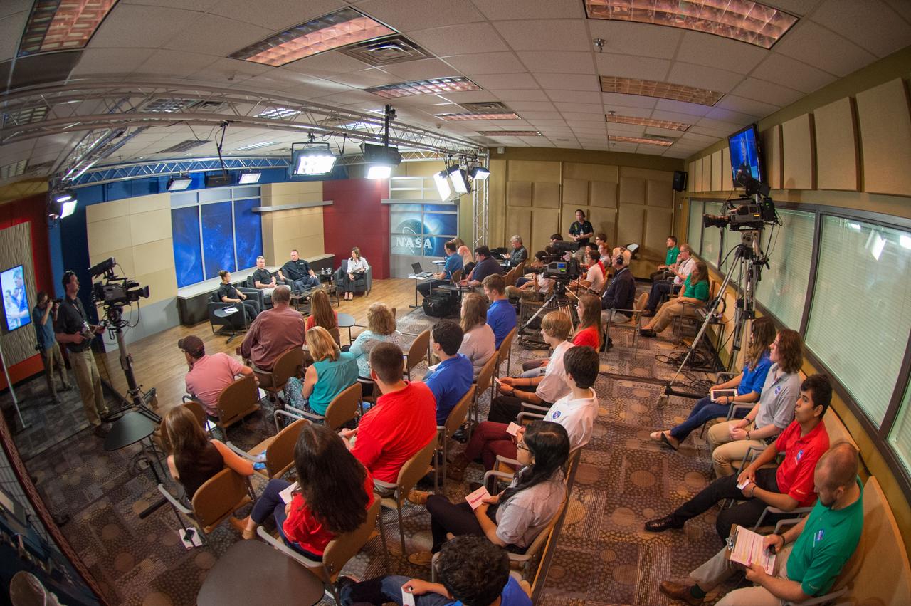  PHOTO DATE:  07-16-14  LOCATION:   Bldg. 2s - PAO Studio B SUBJECT: Expedition 41/42 Crew News Conference with crew members Elena Serova (RSA), Alexander Samokutyaev (RSA) and Barry "Butch" Wilmore.  PHOTOGRAPHER: BILL STAFFORD
