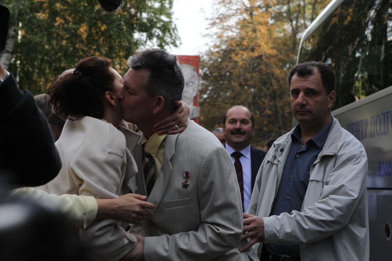 3118: At the Gagarin Cosmonaut Training Center in Star City, Russia, Expedition 41/42 Soyuz Commander Alexander Samokutyaev of the Russian Federal Space Agency (Roscosmos) kisses his wife goodbye Sept. 12 before departing for the launch site at the Baikonur Cosmodrome in Kazakhstan for final pre-launch training. Samokutyaev, Elena Serova of Roscosmos and NASA Flight Engineer Barry Wilmore will launch from Baikonur on Sept. 26, Kazakh time, in their Soyuz TMA-14M spacecraft for a 5 ½ month mission on the International Space Station. Serova will become the fourth Russian woman to fly in space. NASA/Stephanie Stoll