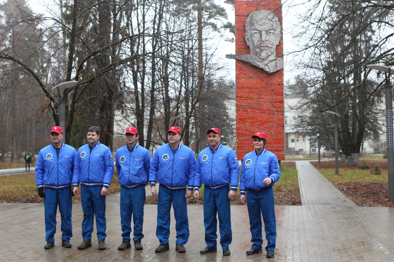 4450:  With the statue of Vladimir Lenin nearby, the Expedition 42/43 backup and prime crewmembers pose for pictures Nov. 11 at the Gagarin Cosmonaut Training Center in Star City, Russia before the prime crew boarded a flight to the Baikonur Cosmodrome in Kazakhstan for final pre-launch training. From left to right are backup crewmembers Kjell Lindgren of NASA, Oleg Kononenko of the Russian Federal Space Agency (Roscosmos) and Kimiya Yui of the Japan Aerospace Exploration Agency and prime crewmembers Terry Virts of NASA, Anton Shkaplerov of Roscosmos and Samantha Cristoforetti of the European Space Agency, who will launch Nov. 24, Kazakh time from Baikonur in their Soyuz TMA-15M spacecraft for a five and a half month mission on the International Space Station.  NASA/Stephanie Stoll 