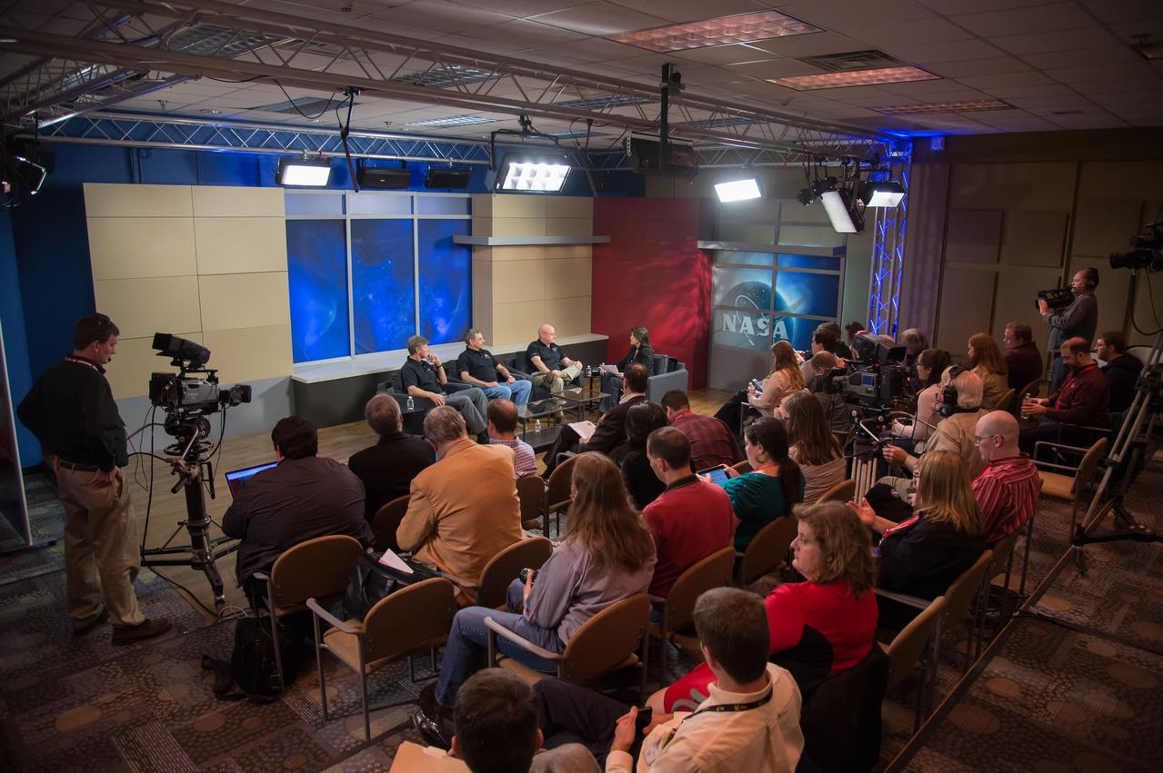 Date: 01-15-15 Location: Bldg 2, Studio B Subject: Expedition 43-46 News Conference with Gennady Padalka, Roscosmos; Expedition 44 Commander/Soyuz TMA-16M Commander; Scott Kelly, NASA; Expedition 43-44 Flight Engineer and Expedition 45-46 Commander, Mikhail Kornienko, Roscosmos; Expedition 43-46 Flight Engineer. Photographer: James Blair