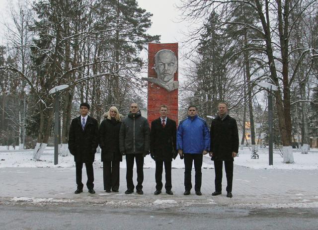 NASA image: At the Gagarin Cosmonaut Training Center in Star City, Russia, the prime and backup Expedition 46-47 crewmembers pose for pictures Nov. 30 in front of the statue of Vladimir Lenin before departing for their launch site at the Baikonur Cosmodrome in Kazakhstan. From left to right are backup crewmembers, Takuya Onishi of the Japan Aerospace Exploration Agency (JAXA), Kate Rubins of NASA and Anatoly Ivanishin of the Russian Federal Space Agency (Roscosmos) and prime crewmembers Tim Peake of the European Space Agency (left), Yuri Malenchenko of the Russian Federal Space Agency (Roscosmos) and Tim Kopra of NASA. Malenchenko, Kopra and Tim Peake of the European Space Agency will launch Dec. 15 in their Soyuz TMA-19M spacecraft for a six-month mission on the International Space Station..NASA / Seth Marcantel