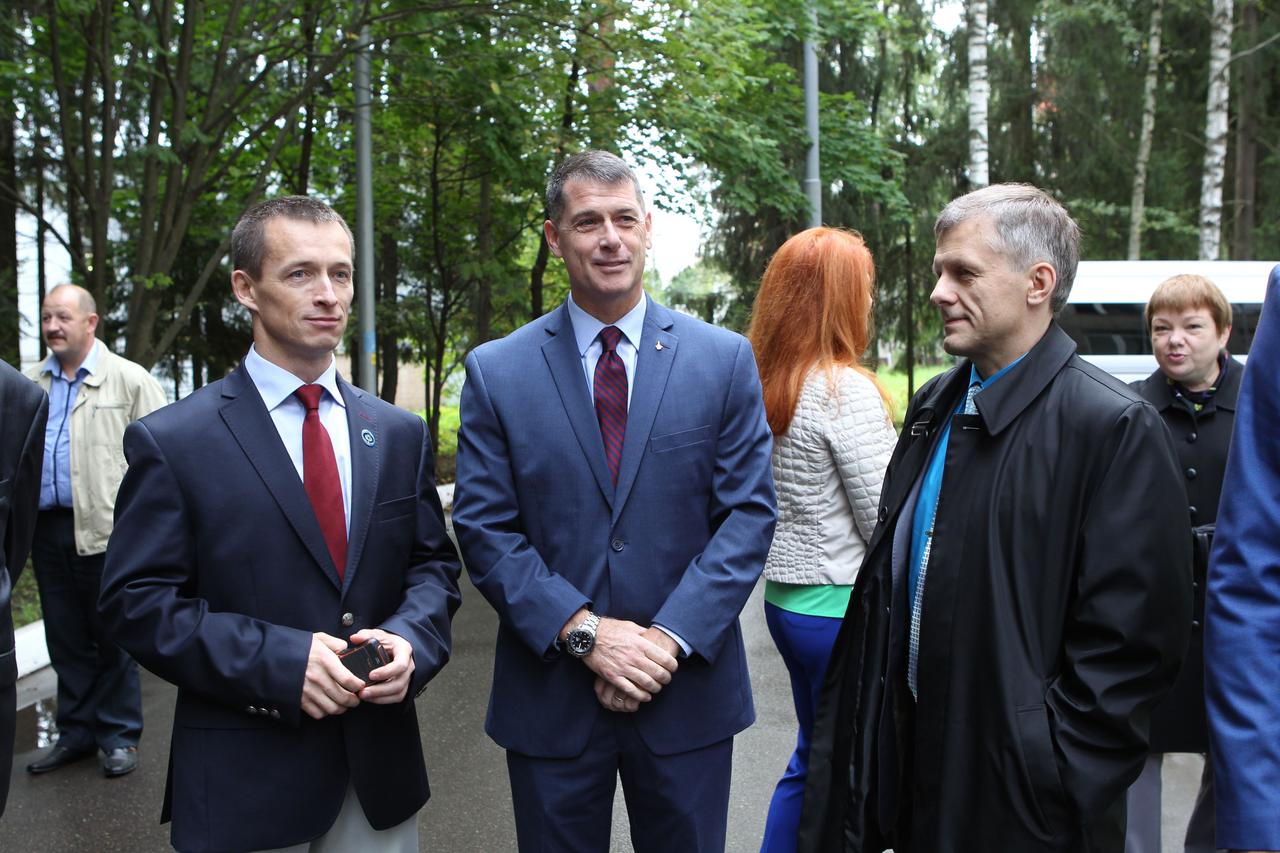 At the Gagarin Cosmonaut Training Center in Star City, Russia, Expedition 49 crewmembers Sergey Ryzhikov of Roscosmos (left), Shane Kimbrough of NASA (center) and Andrey Borisenko of Roscosmos (right) arrive for a breakfast ceremony Sept. 8 before departing for a flight to the launch site at the Baikonur Cosmodrome in Kazakhstan, where they will launch on Sept. 24, Kazakh time on the Soyuz MS-02 spacecraft for a five-month mission on the International Space Station.  NASA/Stephanie Stoll 
