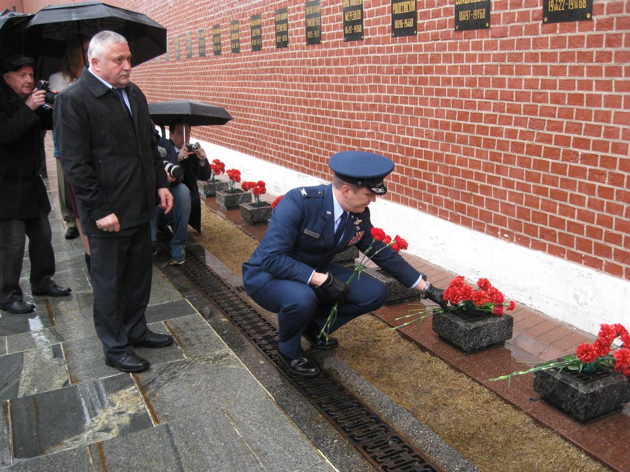jsc2017e039459 (04/03/2017) --- At the Kremlin Wall in Red Square in Moscow, Expedition 51 crewmember Jack Fischer of NASA lays flowers at the site where Russian space icons are interred during traditional ceremonies April 3. Fischer and Fyodor Yurchikhin of the Russian Federal Space Agency (Roscosmos) will launch April 20 on the Soyuz MS-04 spacecraft from the Baikonur Cosmodrome in Kazakhstan for a four and a half month mission on the International Space Station. Photo: NASA/Rob Navias.