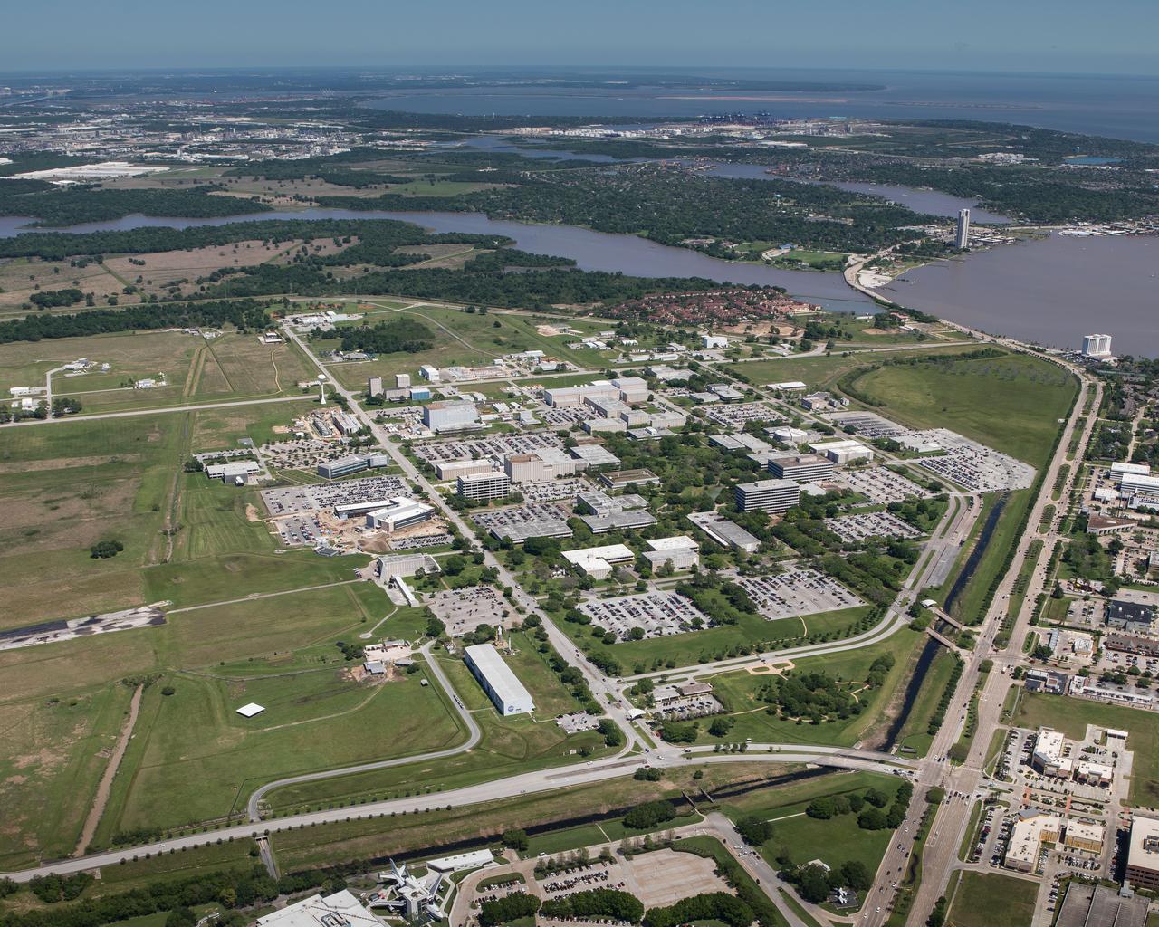jsc2017e039526 (March 31, 2017) --- Aerial photograph of Johnson Space Center facilities taken from a U.S. Coast Guard H-65 helicopter.
