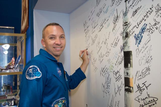 NASA image: jsc2017e101946