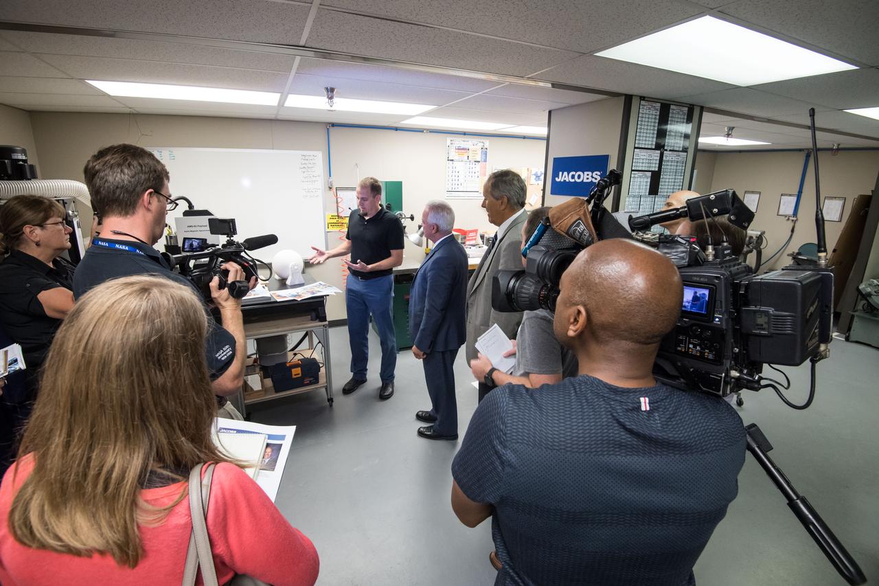 NASA Chief Technologist Douglas Terrier joined Jacobs General Manager Lon Miller during a tour of the company's Engineering Development Facility in Houston. Jacobs provides advanced technologies used aboard the International Space Station and for deep space exploration. Date: 08-10-2017 Location: B1 & Jacobs Engineering Subject: NASA Acting Chief Technology Officer Douglas Terrier Tours JSC and Jacobs Photographer: David DeHoyos