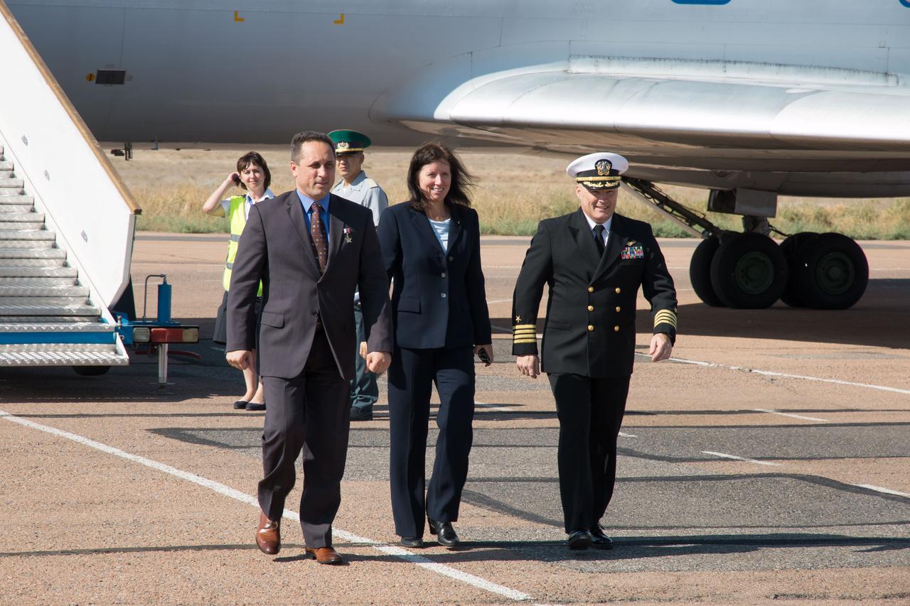 jsc2017e114752 (Sept. 6, 2017) --- Expedition 53-54 backup crewmembers Anton Shkaplerov of Roscosmos (left), Shannon Walker of NASA (center) and Scott Tingle of NASA (right) arrive at the launch site at the Baikonur Cosmodrome in Kazakhstan Sept. 6 after a flight from their training base in Star City, Russia for final pre-launch training. They are serving as backups to the prime crew, Alexander Misurkin of Roscosmos and Joe Acaba and Mark Vande Hei of NASA, who will launch Sept. 13 on the Soyuz MS-06 spacecraft from the Baikonur Cosmodrome for a five and a half month mission on the International Space Station. Credit: NASA/Victor Zelentsov