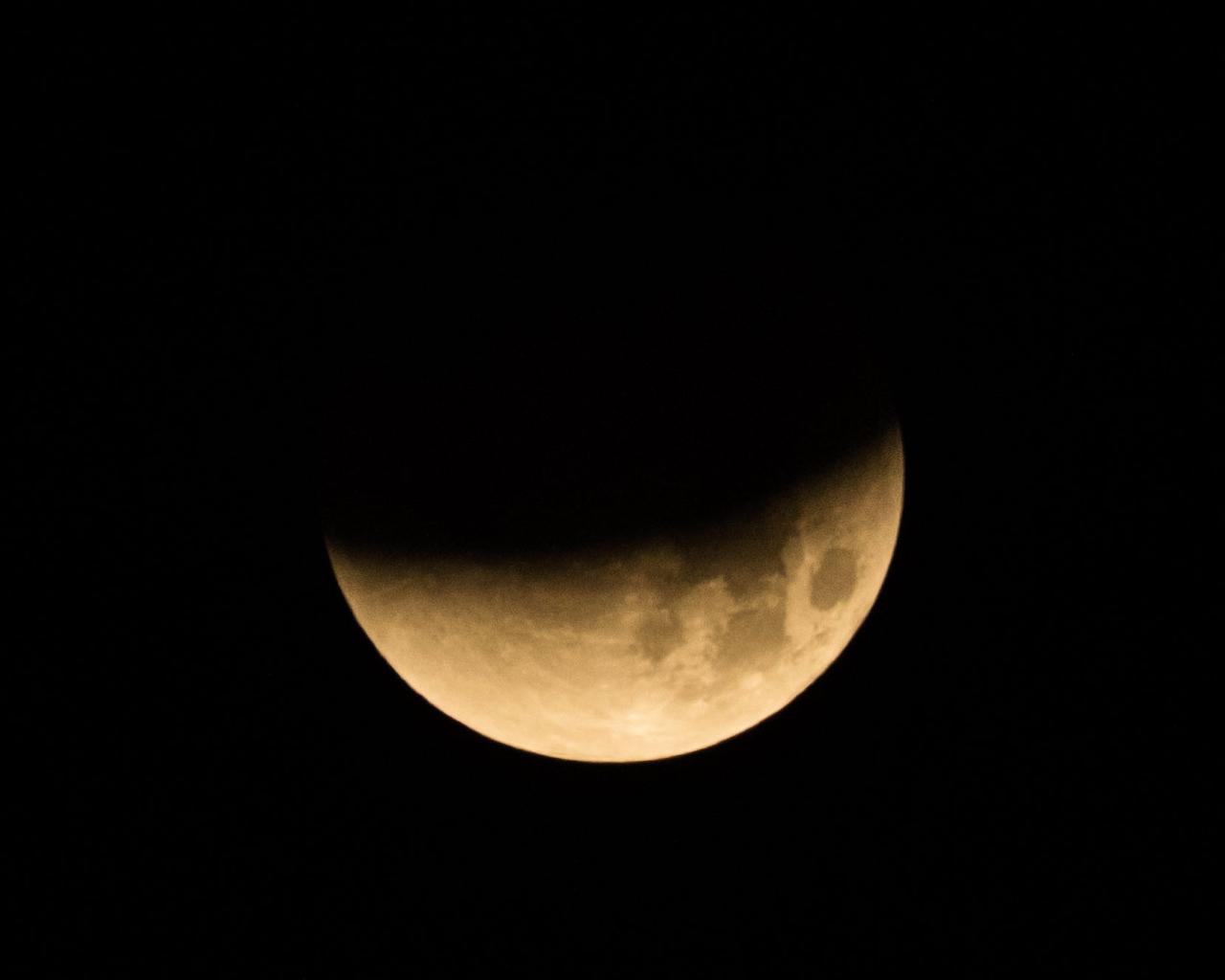 jsc2018e003250 (Jan. 31, 2018) --- The lunar eclipse "Blood Moon" was photographed from the Johnson Space Center in Houston, Texas, during the early morning hours of Jan. 31, 2018. Credit: NASA/Robert Markowitz