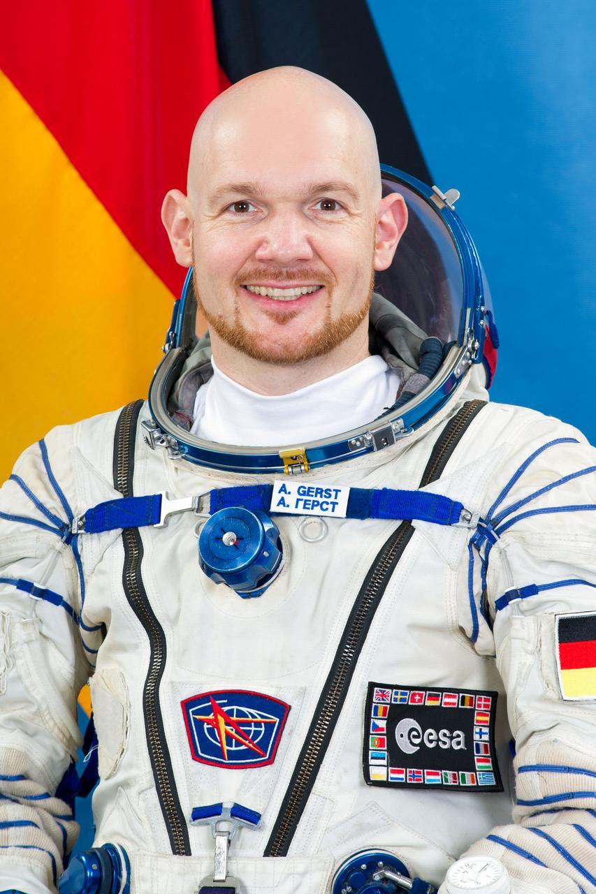 jsc2018e038855 (Jan. 22, 2018) --- European Space Agency (ESA) Astronaut Alexander Gerst is pictured in a Sokol launch and entry suit at the Gagarin Cosmonaut Training Center. Gerst launched to the International Space Station as an Expedition 56-57 crew member.